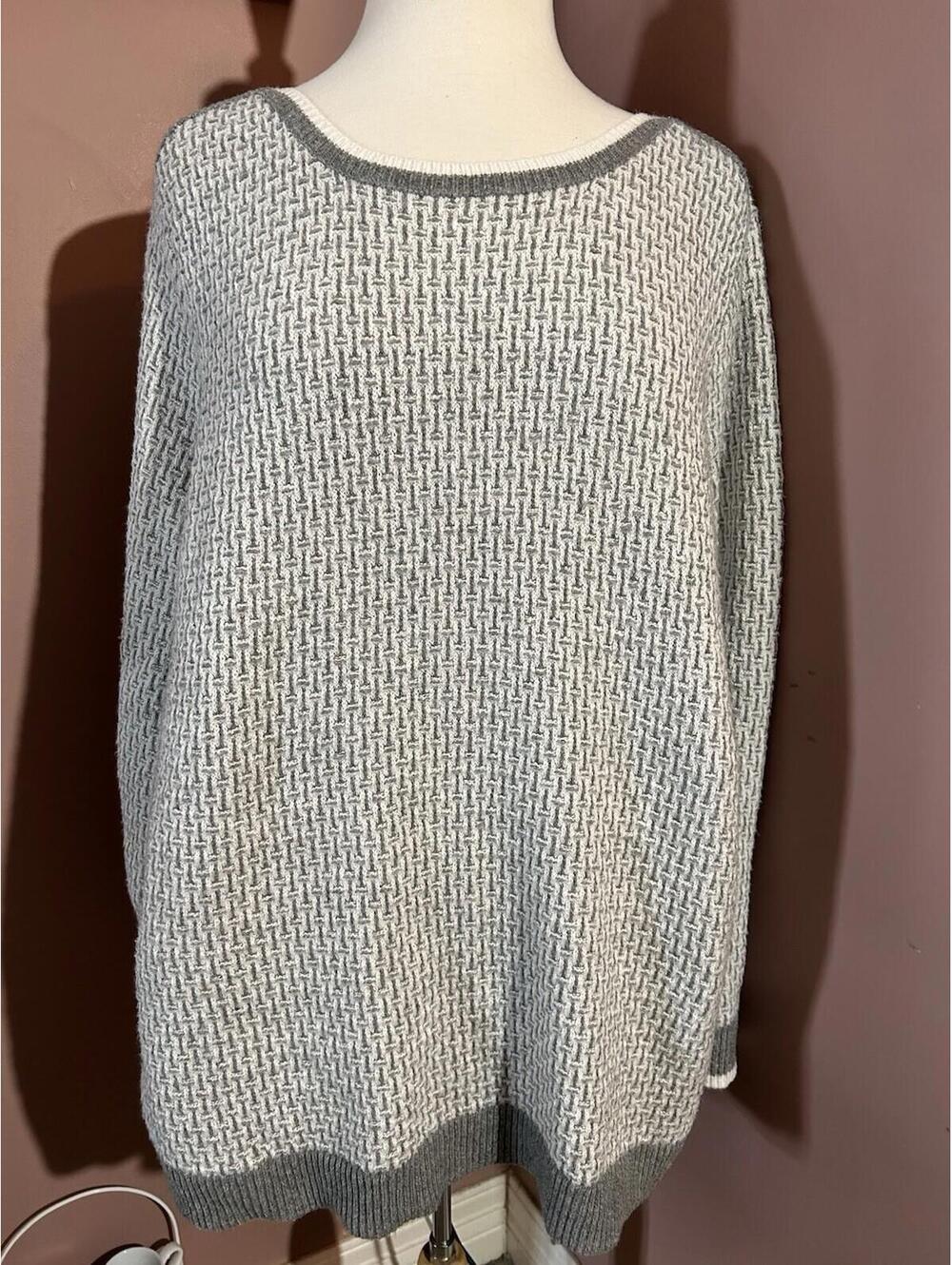 CJ Banks Pullover Sweater Womens 3X Gray And White Soft Feeling Woven Pattern - Picture 1 of 9